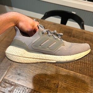 Adidas Ultraboost 21 Shoes Mens Size 9.5 Gray White Primeblue Running GX5460